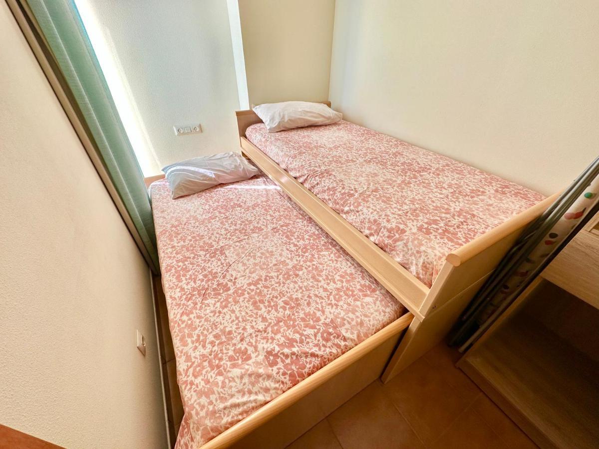 New! Apartamento Con Piscina Y Balcon A 2 Minutos De La Playa. Wi-Fi L'Estartit Esterno foto