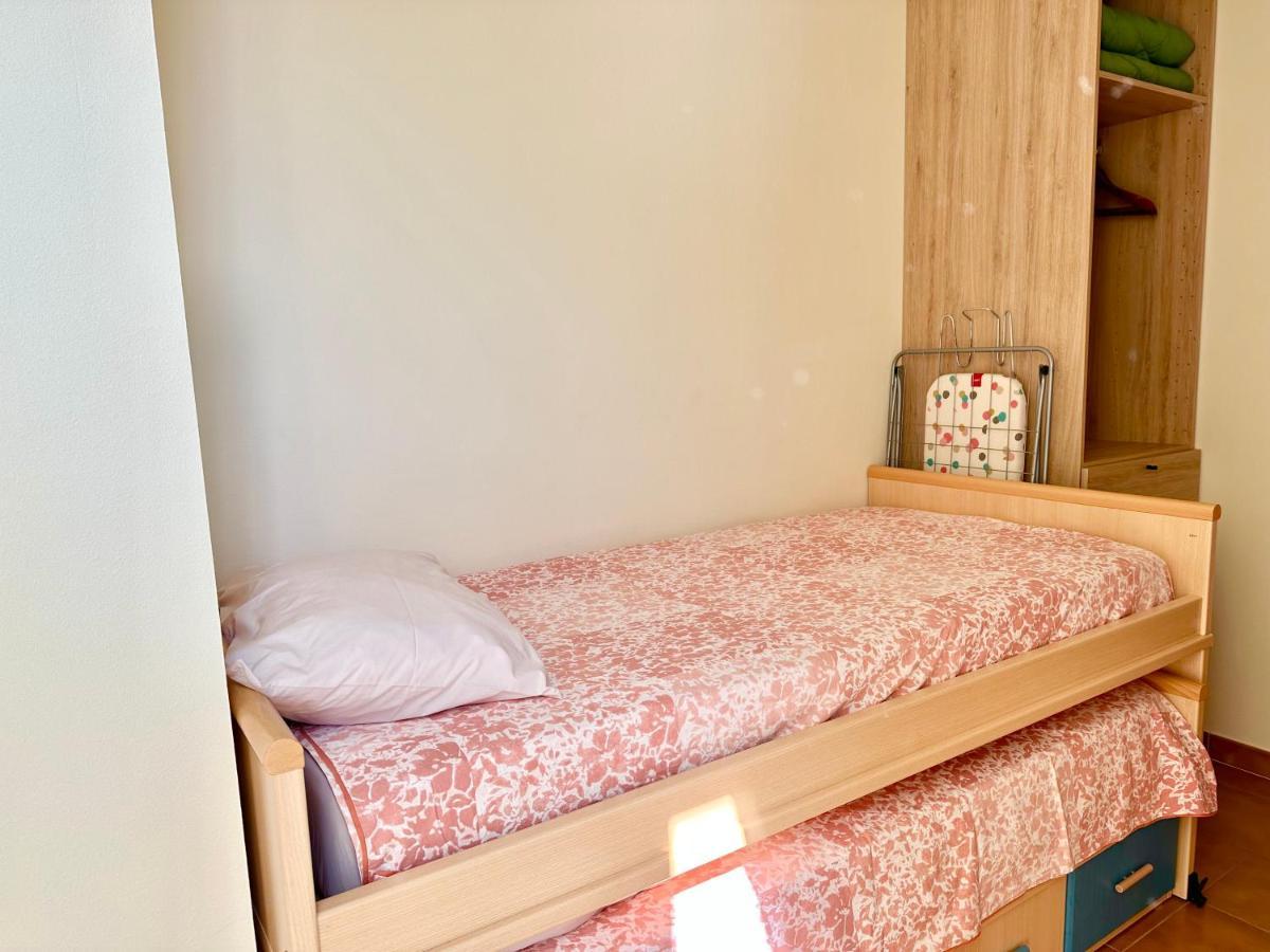 New! Apartamento Con Piscina Y Balcon A 2 Minutos De La Playa. Wi-Fi L'Estartit Esterno foto