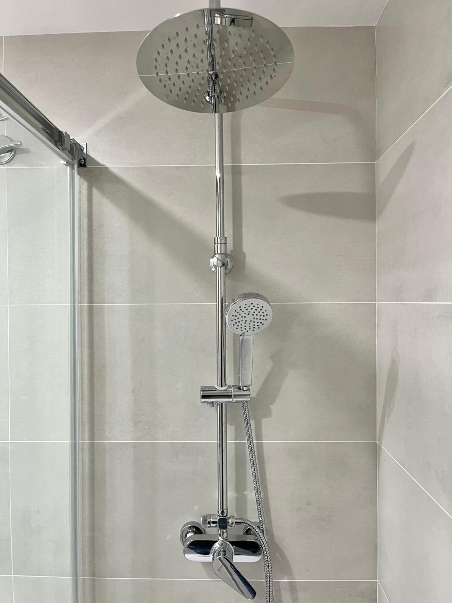 New! Apartamento Con Piscina Y Balcon A 2 Minutos De La Playa. Wi-Fi L'Estartit Esterno foto